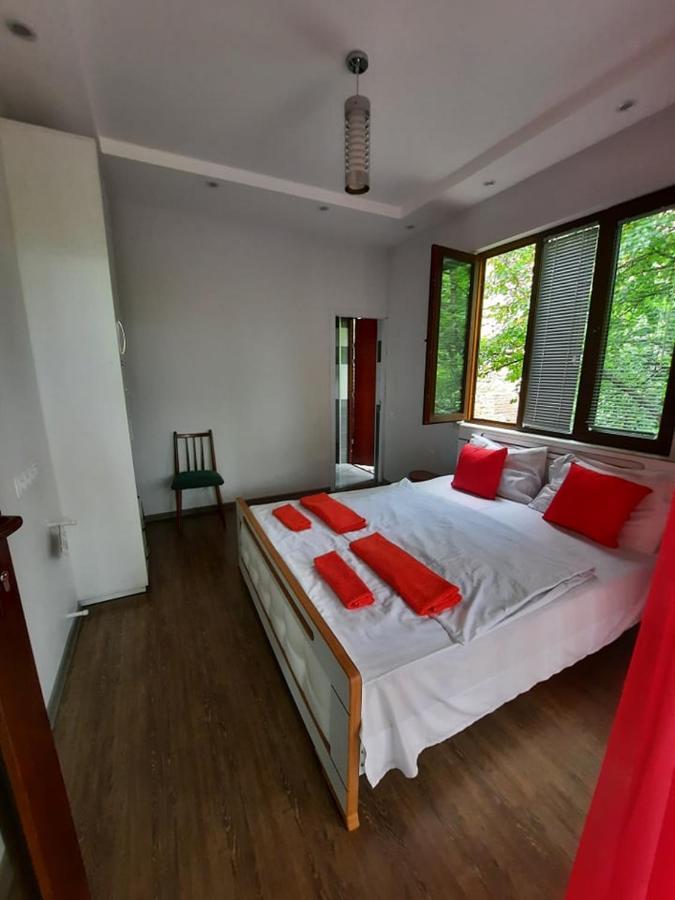 A Rioni Hotel Kutaiszi Kültér fotó