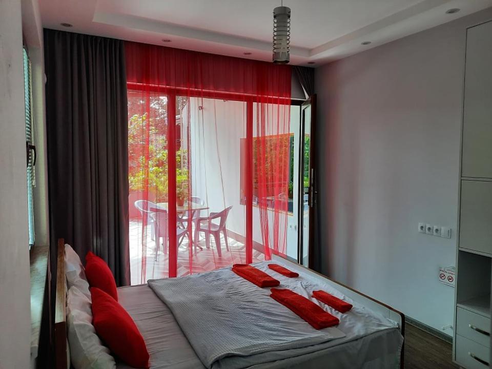 A Rioni Hotel Kutaiszi Kültér fotó